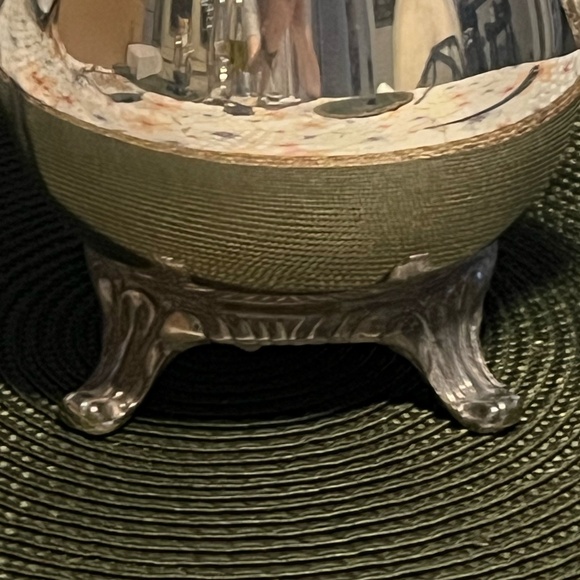 Wm Rogers Finest Quality International Company Silver Teapot, Sugar & Cream - Picture 4 of 16